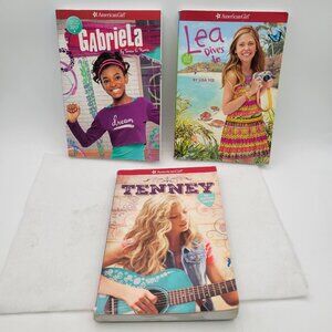 American Girl Book Lot GOTY Characters * GABRIELA * LEA * TENNEY